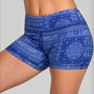 Size S IAB CrossFit shorts blue paisley